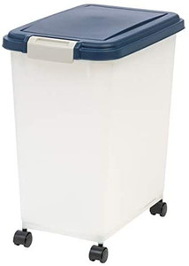 lot 8990 image: IRIS USA Airtight Food Container for Dog, Cat, Bird, Other Animals and Pet with Navy Lid and Pearl Container