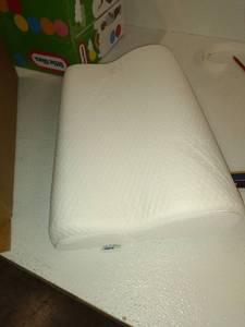 lot 21944 image: TEMPUR-Neck Pillow