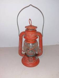lot 1006 image: Dietz Comet Lantern