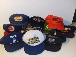 lot 3035 image: Lot o 10 Vintage Hats