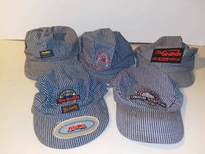 lot 3041 image: Lot of 5 Railroad Conductors Hats