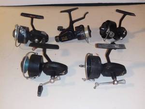 lot 3056 image: Lot of 5 Fishing Reels - Garcia Mitchell