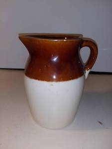 lot 3061 image: Vintage Stoneware Pitcher