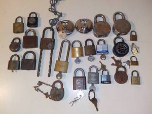 lot 3081 image: Lot of Locks - Some Old Some New