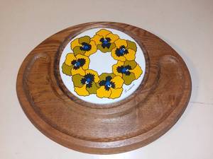 lot 3108 image: Vintage Goodwood Teak Cheese Tray