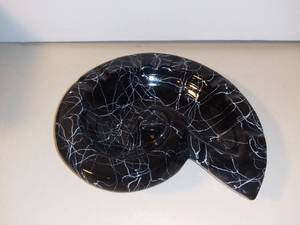 lot 3114 image: Large Mid Century Ceramic Ashtray