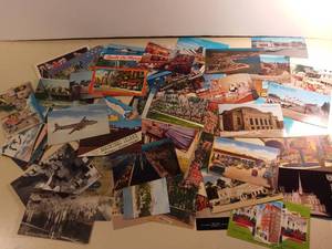 lot 3127 image: Lot of Vintage Postcards