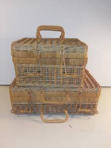 lot 3149 image: Pair of Wicker Baskets