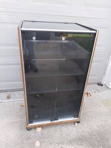 lot 3177 image: Mid Century Gusdorf Stereo Cabinet