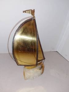 lot 3190 image: Mid Century DeMott Sailboat Sculpture