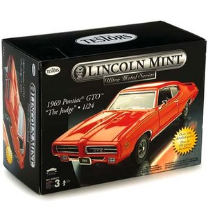 lot 2024 image: Pontiac GTO Judge Display Car