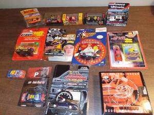 lot 2033 image: Lot of NASCAR Collectible Cars