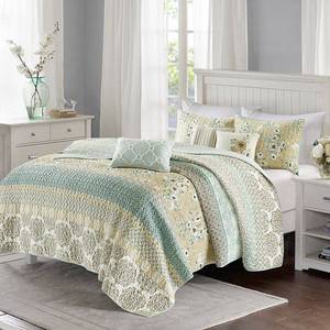 lot 9698 image: Madison Park Willa 6-Pc. FullQueen Cotton Sateen Coverlet Set