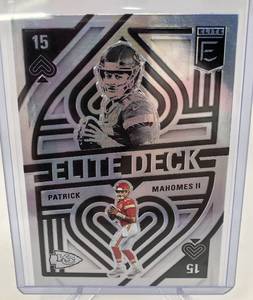 lot 1062 image: 2021 Donruss Elite Patrick Mahomes Elite Deck Insert Football Card