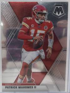 lot 1083 image: 2020 Panini Mosaic Patrick Mahomes Kansas City Chiefs Football Card