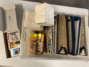 lot 1183 image: Approx 5000 Cards Tub Full of Binders, Boxes and Miscellaneous Sports Cards