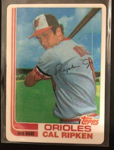 lot 1117 image: Porcelain Collectible of 1982 Topps Traded Cal Ripken Jr Baseball Card Rookie Limited Edition #A 1262