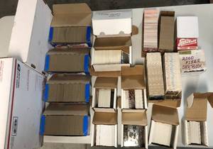 lot 1216 image: Over 20 Boxes of Sports Cards - Bowmans Best, Mid 80s Stuff, Vending 1987 Topps, Box of 88 Donruss - 86 Traded Incomplete