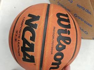 lot 1412 image: Wilson NCAA Composite Youth Basketball (27.5) USED