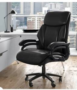 lot 1458 image: Executive Office Chair if085 USED
