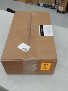 lot 1472 image: Amazon Basic 23Gallon Double Flip Lid for slim trash can