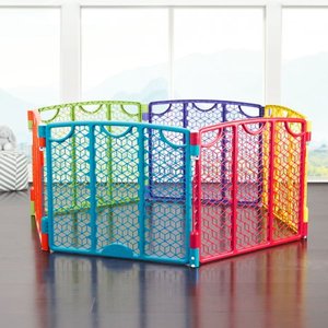 lot 1473 image: Evenflo Versatile Play Space 28 h