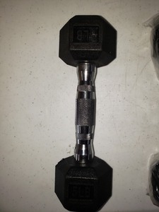 lot 1072 image: 5 lbs dumbbells