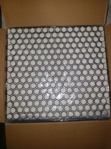 lot 1099 image: SIMPLE RIMMED HEXAGON CUSTARD 12 x 12, (There is another box of this on Lot 1063)