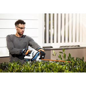 lot 1149 image: HART 40-Volt Cordless Hedge Trimmer (Battery Not Included)