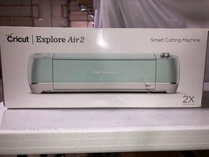 lot 1177 image: Cricut Explore Air 2 Smart-Cutting Machine, Mint �� DIY and Die-Cutting