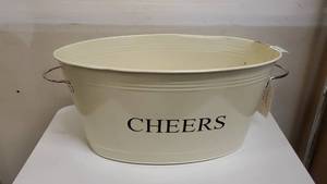 lot 16624 image: Twine Rustic Farmhouse Decor Ice Bucket And Galvanized Cheers Tub, 6.3 (Cheers)