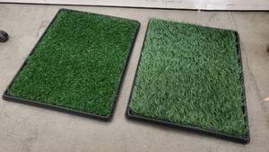lot 16694 image: Lot of 2 Artificial Grass Puppy Pads, 1620