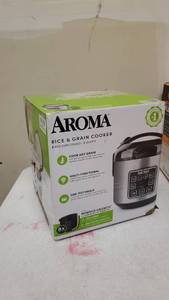 lot 16741 image: Aroma 8-Cup Programmable Rice & Grain Cooker, Steamer