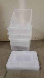 lot 16748 image: Lot of 4 Plastic Storage Containers, 17.5L14W10.5D