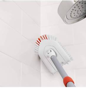 lot 16764 image: OXO Good Grips Extendable Tub & Tile Brush