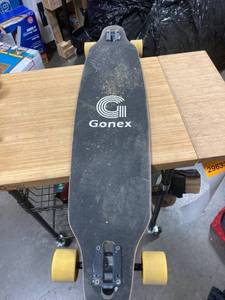lot 29633 image: Gonex Long Board Skate Board