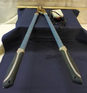 lot 162 image: 30 Tree Lopers and a Black and Decker 20V Battery and Charger (does work)