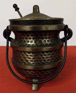 lot 73 image: Heavy Cauldron Pit WPumice Wand Draft & Embossed Flowers on Clay, (12-12)