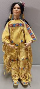 lot 217 image: Beautiful Native American Doll