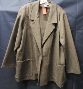 lot 282 image: Womens Size 22, Lightweight Jacket