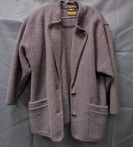 lot 285 image: Womens Geiger Wool Jacket, not sure of size but thinking 16-18