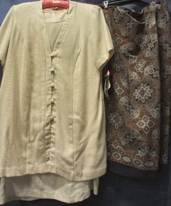 lot 288 image: Womens Paisley Dress Skirt Size 20, 2 pc Dress also Size 20, Brand New with tags