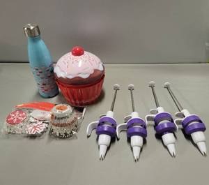 lot 331 image: Cupcake Tools Including Icing Plungers & New Drink Container