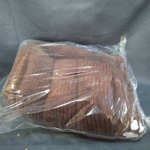 lot 25007 image: BROWN SMALL DOG BED