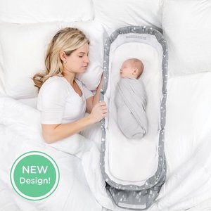 lot 25026 image: Baby Delight Snuggle Nest Dream - Sleepy Trees