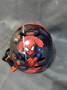 lot 25081 image: SPIDERMAN HELMET WWEB -SIZE CHILD 621, 51-54CM