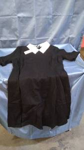lot 25158 image: APHRATTI BLACK DRESS WITH WHITE COLLAR SIZES XL