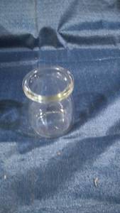 lot 25296 image: HONEY POT GLASS FAVOR JARS WITH CORJS 11-PIECES 100mls