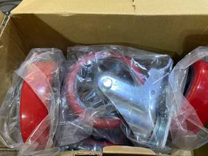 lot 25053 image: Set of 4�� Casters
