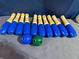 lot 25231 image: Wooden Bowling Toy Model 80-Lb8